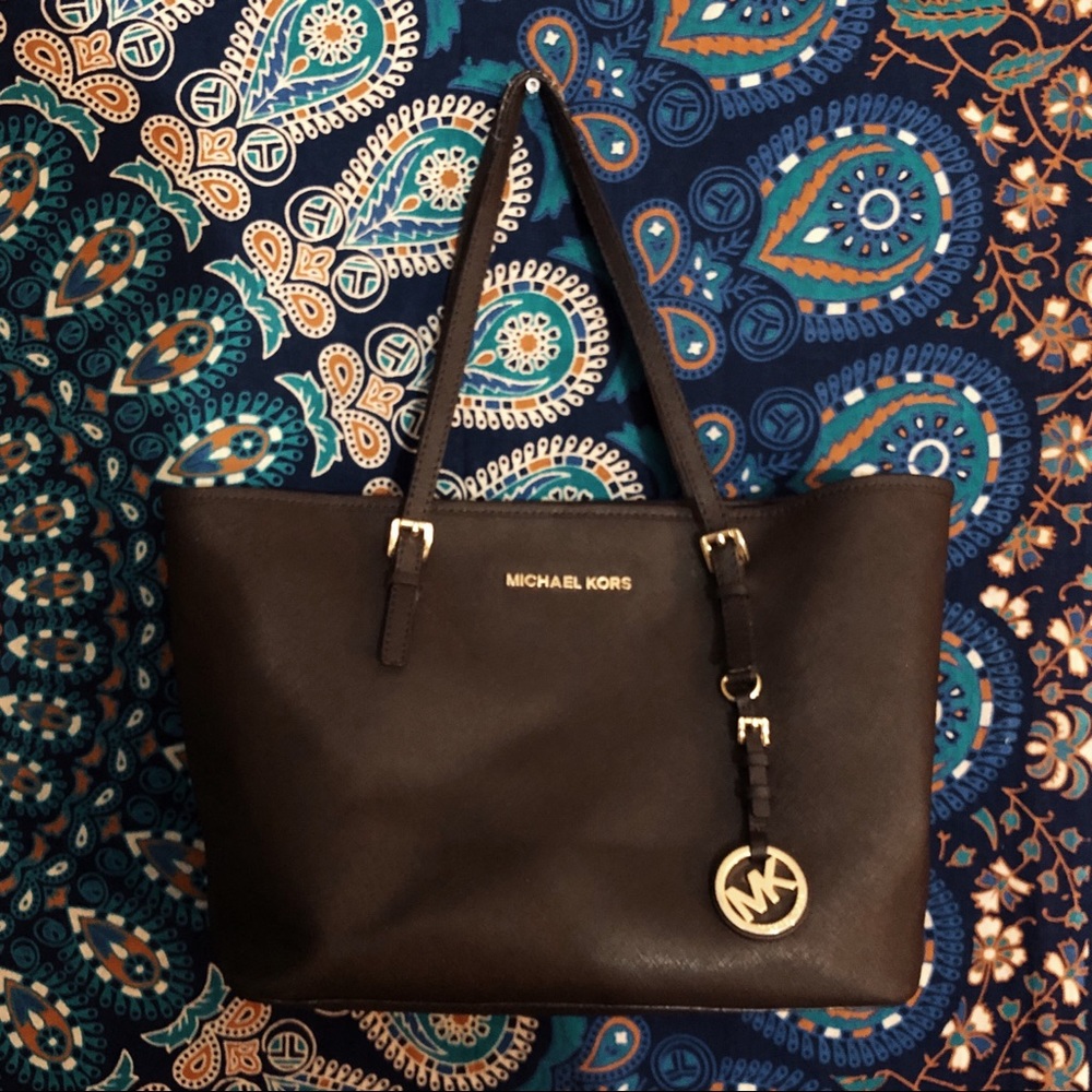 MK PURSE